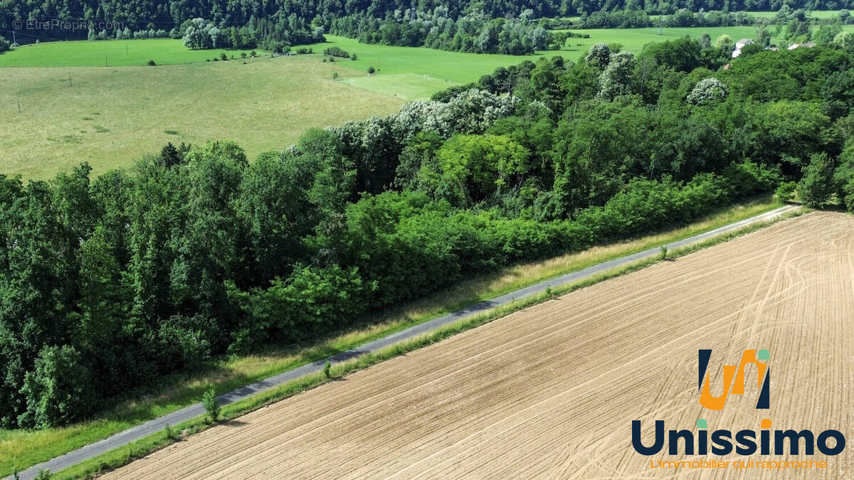 Terrain à L'ISLE-SUR-LE-DOUBS