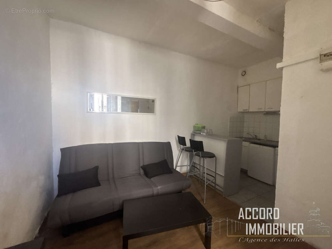 Investissement !! Immeuble de rapport de 3 studios - photo 4