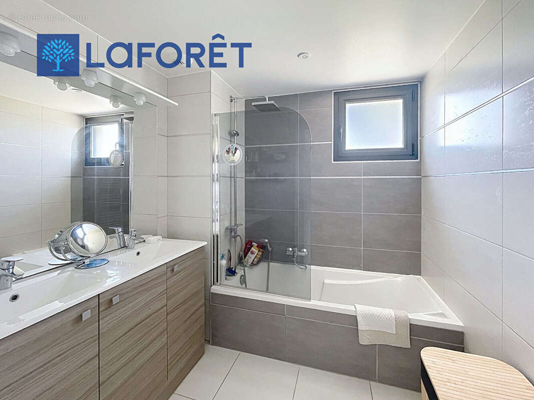 Appartement Cagnes Sur Mer 3 pièce(s) 61.57 m2 - photo 10