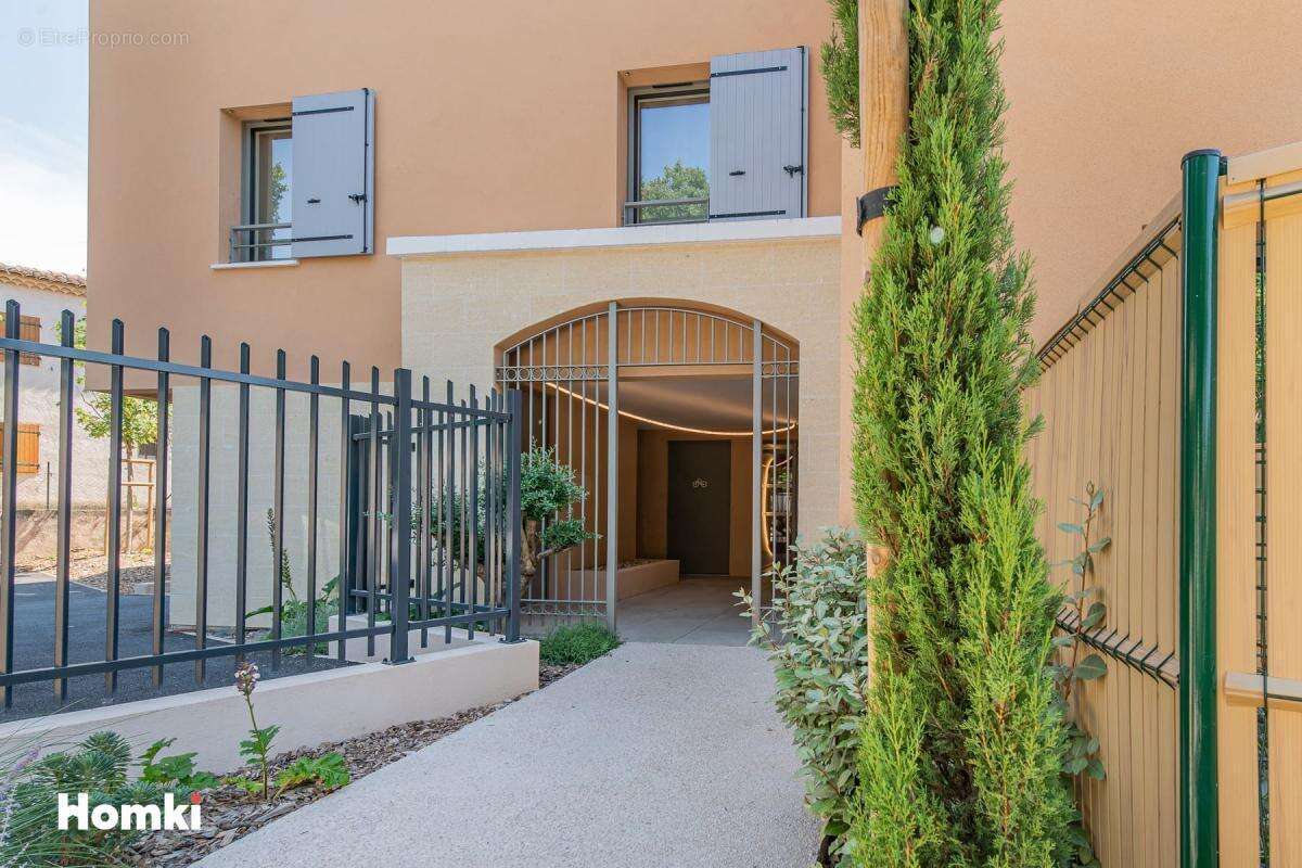 Appartement T3 de 76 m² à Aix-en-Provence 13540, Chemin du Castellas - photo 12