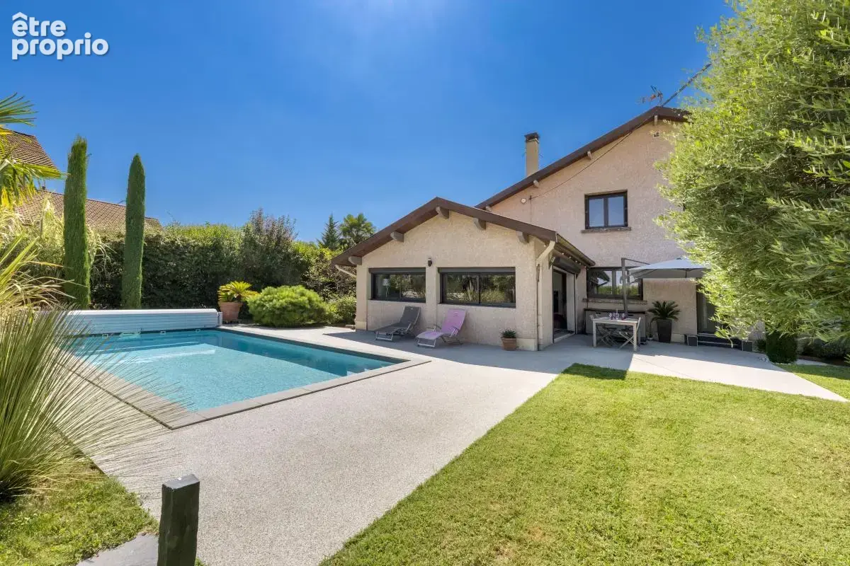 Maison T5 avec jardin paysagé et piscine - GENAS - photo 20