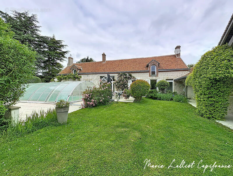Maison à COURCY-AUX-LOGES