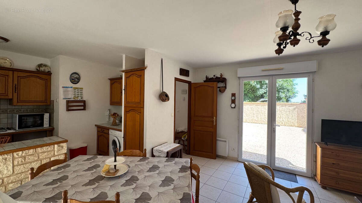 Maison à SAINT-NAZAIRE-SUR-CHARENTE