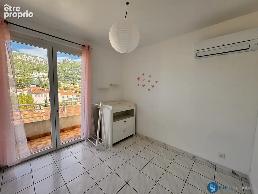  toulon claret superbe t3 vue faron avec 2 balcons - photo 5