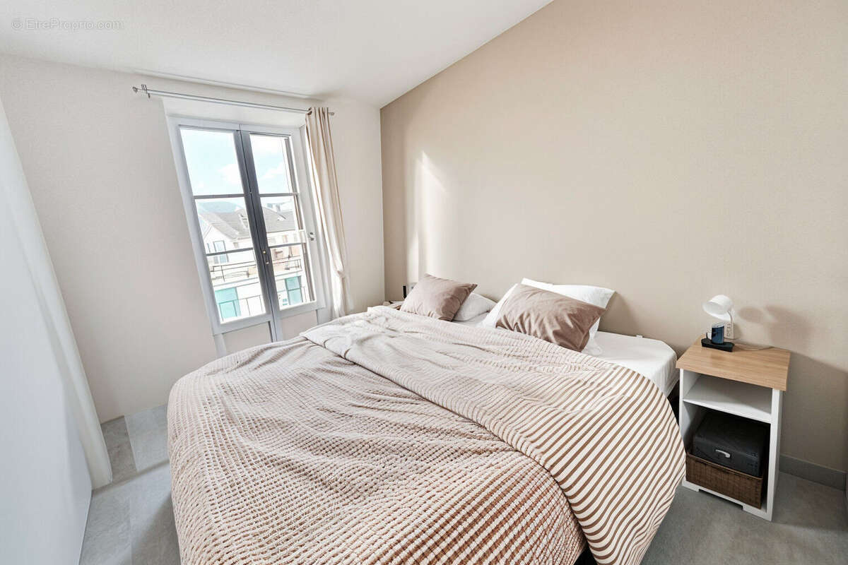 Appartement à BAILLY-ROMAINVILLIERS