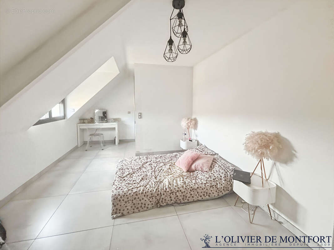 Maison à MONTFORT-L'AMAURY