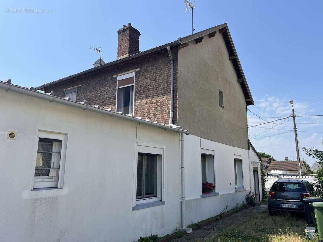 Maison à TERGNIER