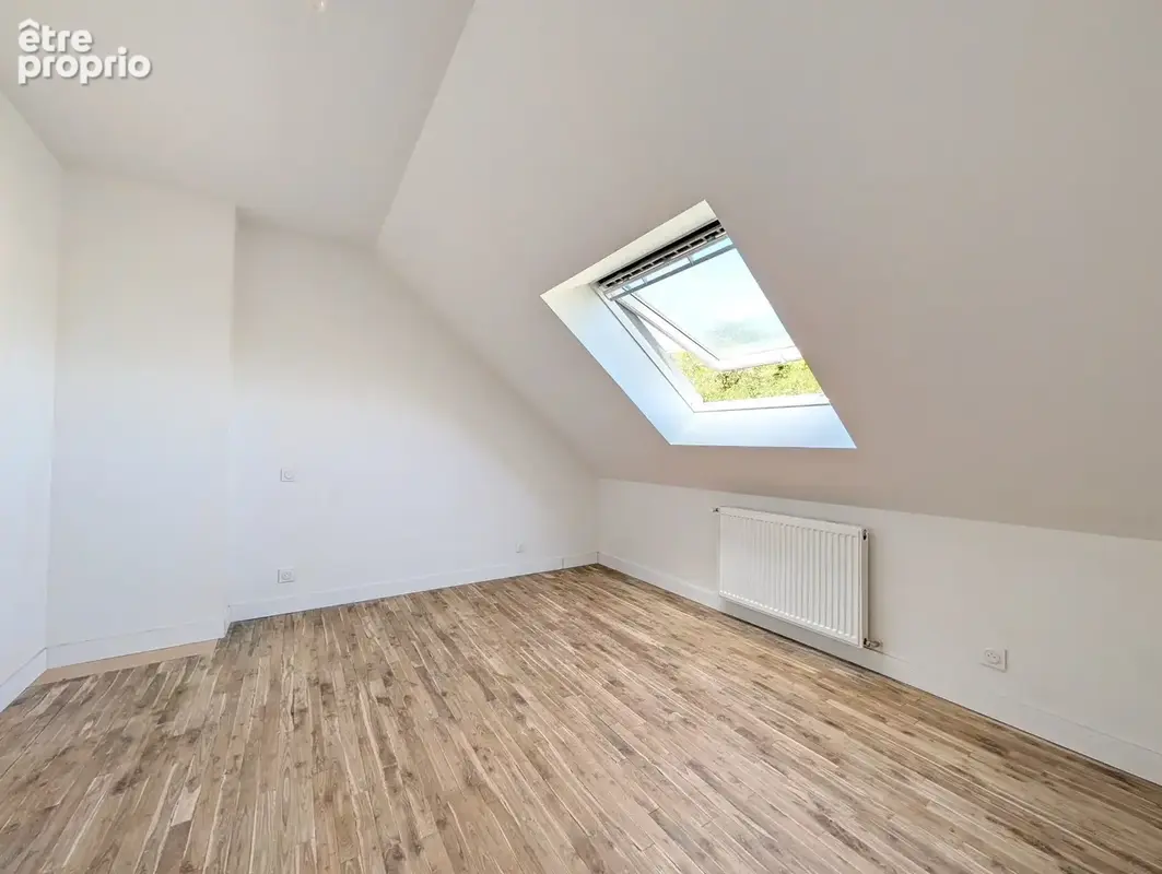 Maison rénovée - 5 pièces - MALESTROIT (56) - Vannes - terrain - photo 10
