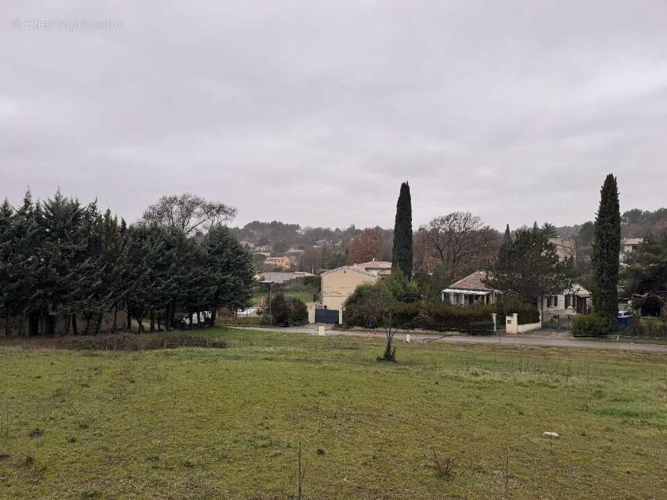 Terrain à PIERREVERT