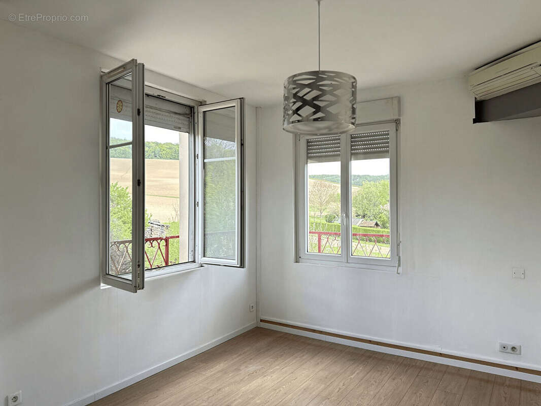 Maison à BERCENAY-EN-OTHE