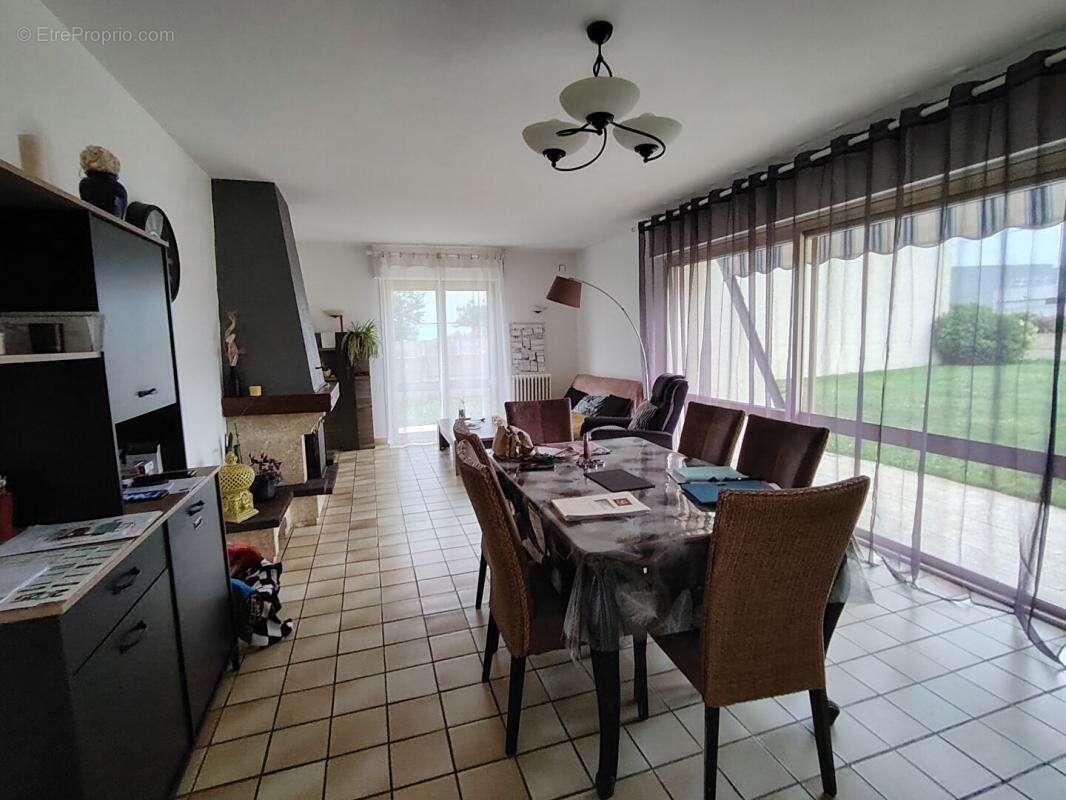 Maison à PLENEE-JUGON