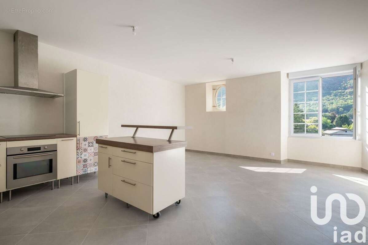 Photo 2 - Appartement à VARCES-ALLIERES-ET-RISSET