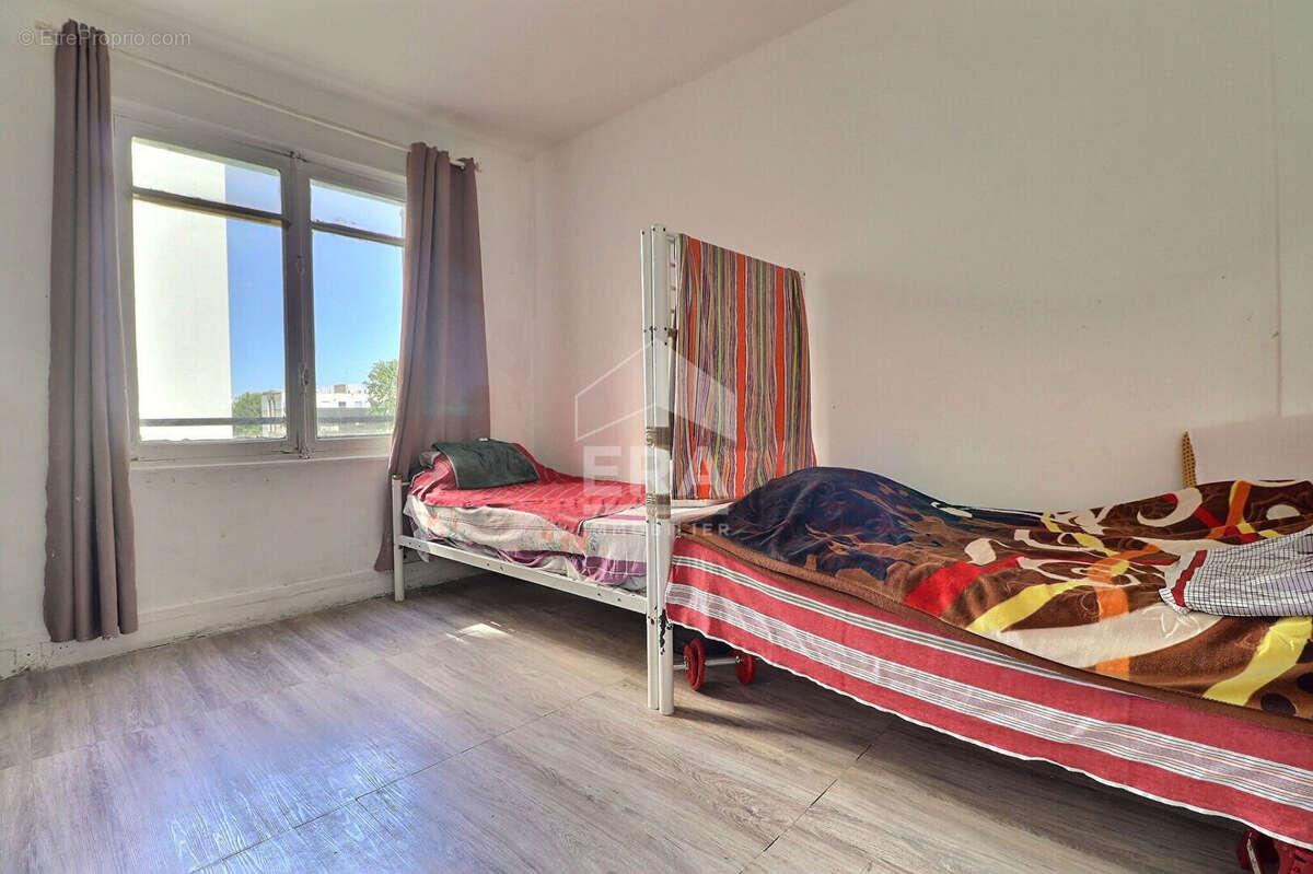 Appartement à AUBERVILLIERS