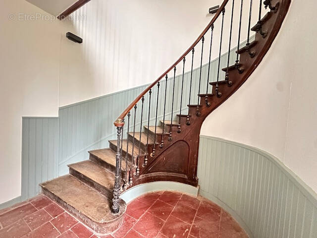 Appartement à DREMIL-LAFAGE