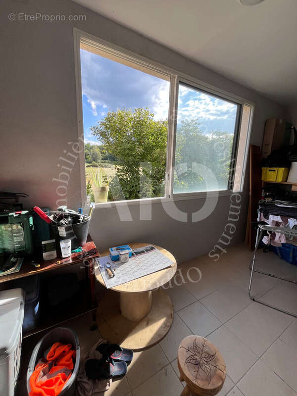 À vendre   Appartement T3 lumineux avec un jardin d'hiver en rez-de-chaussée situé en centre ville de Pontchar - photo 9