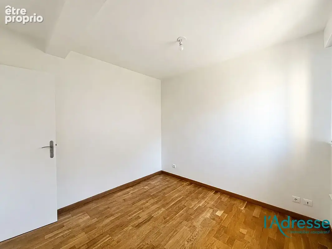 Appartement CHILLY-MAZARIN 2 pièces 43.71 m² - photo 8