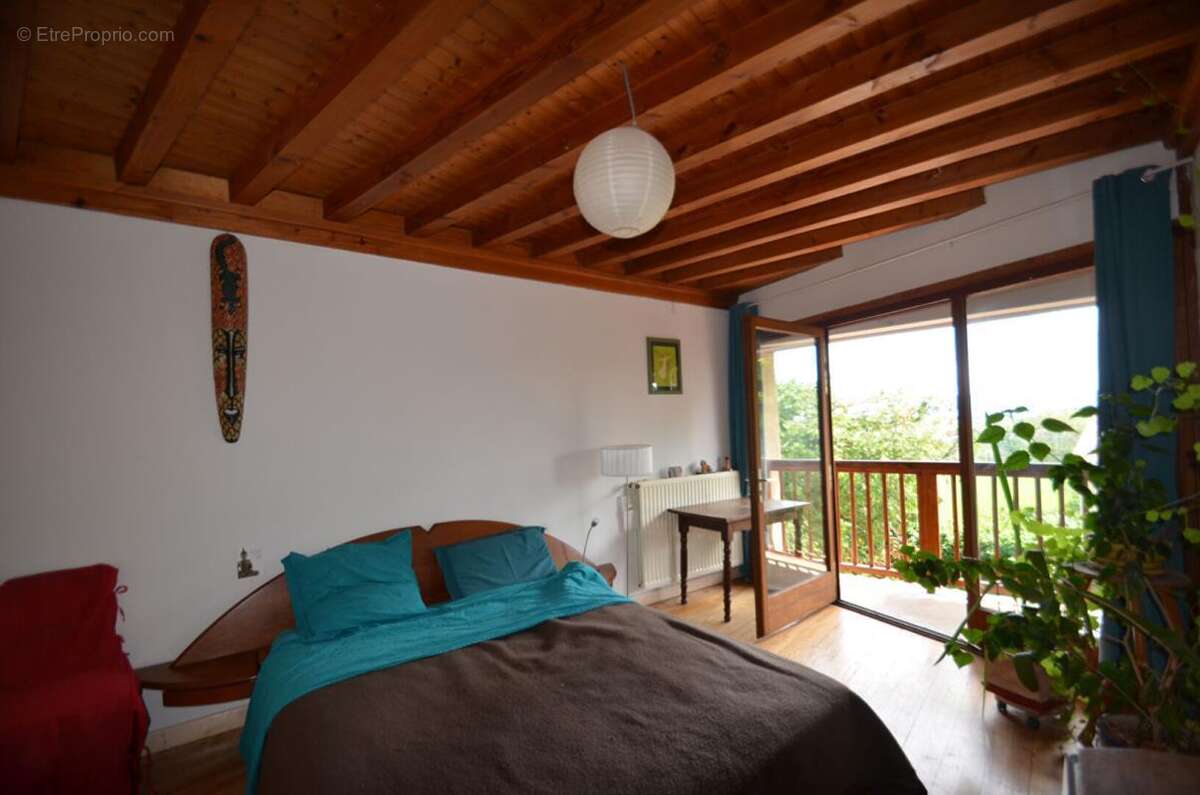 Maison à LENTILLY