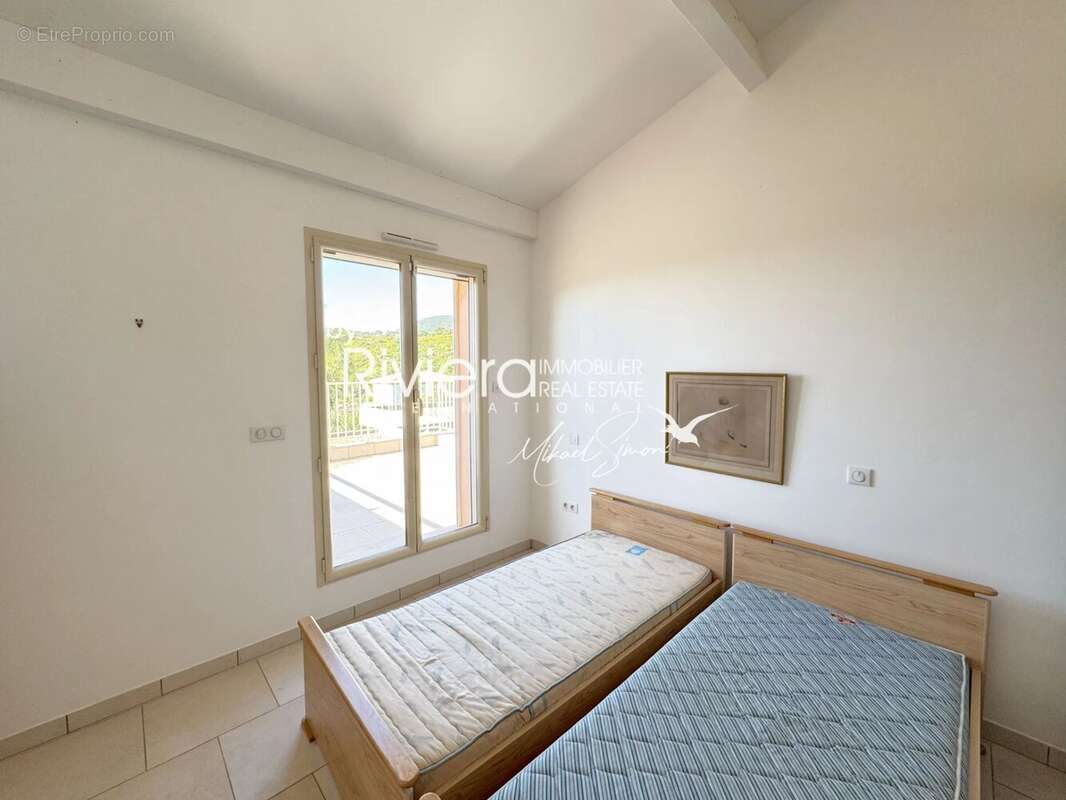 Propriété 300m2 - Piscine - Vue mer - photo 22