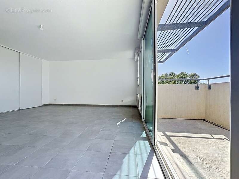 MONTPELLIER (34080) - Appartement à vendre 3 pièces DUPLEX de 71 m2 + 2 terrasses + 2 parkings sécurisés - photo 2