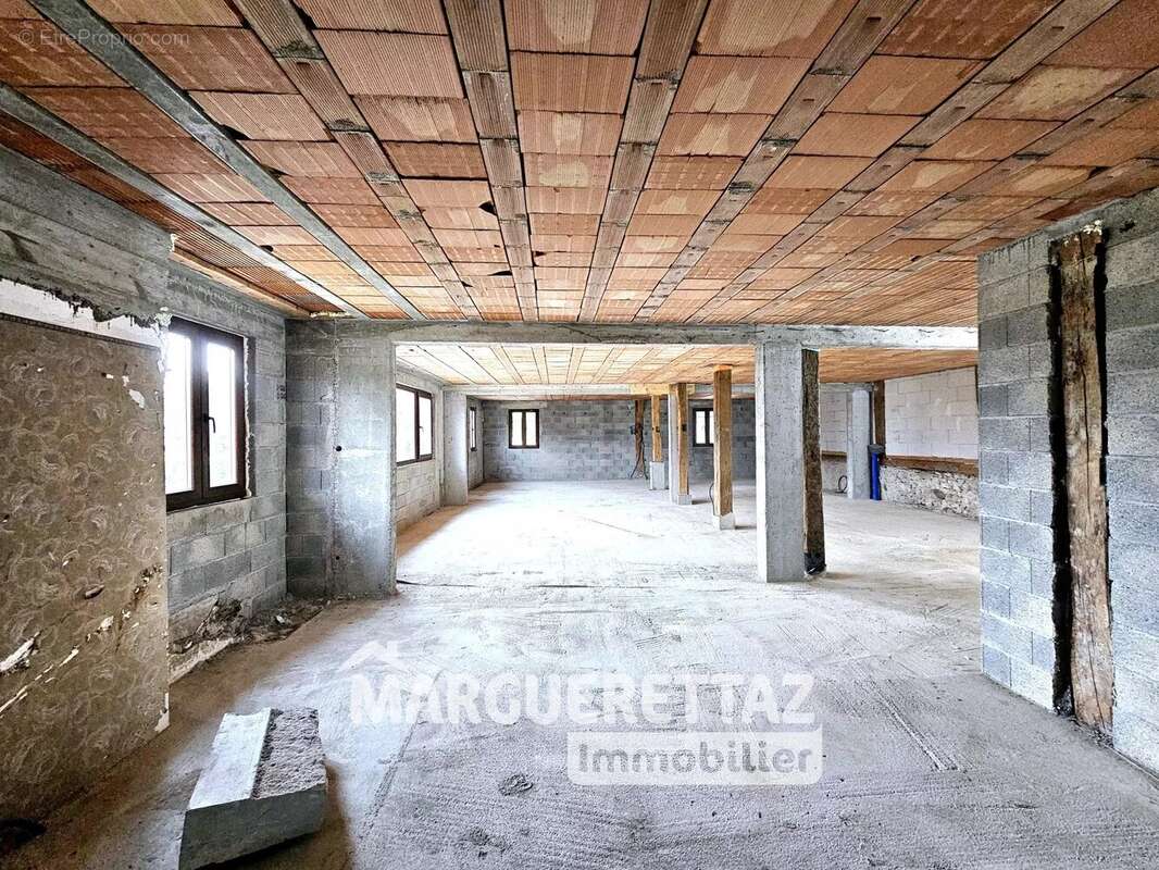 Appartement à VOUGY