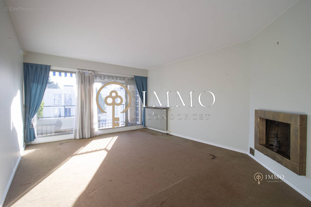 Appartement à BOURG-LA-REINE