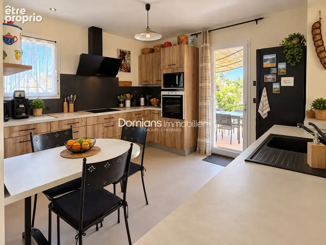 Maison 5 pièces 157 m² à vendre à Saint-Cyprien (66750) - photo 5