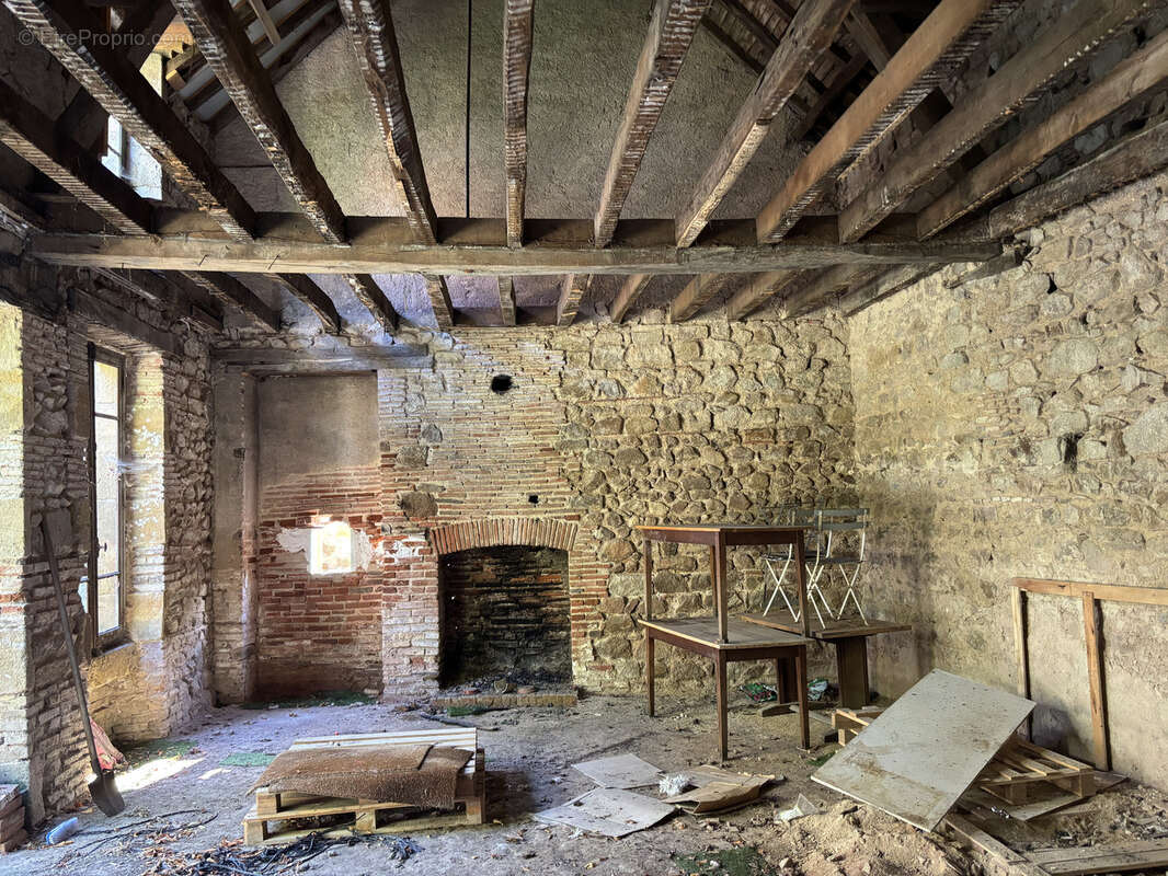 Maison à CERILLY