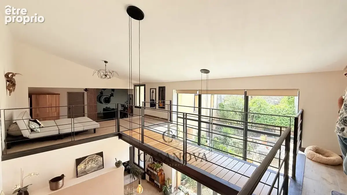 Propriété de prestige rénovée par un architecte à Florensac  460 m², piscine, cinéma privé et terrasse tropézienne - photo 21