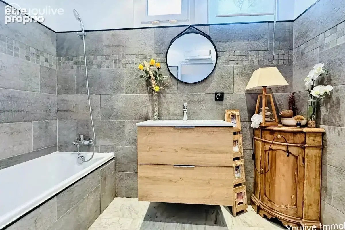 Appartement T3 entièrement rénové – Quartier Sud de Bastia - photo 7