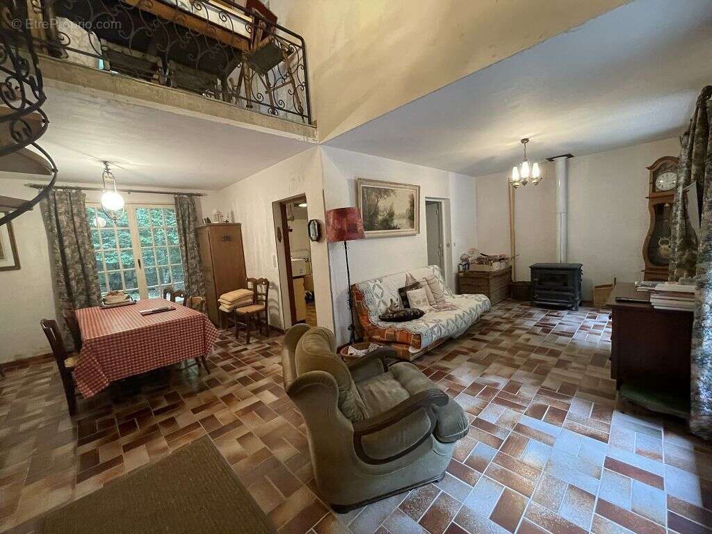 Maison à ERVAUVILLE