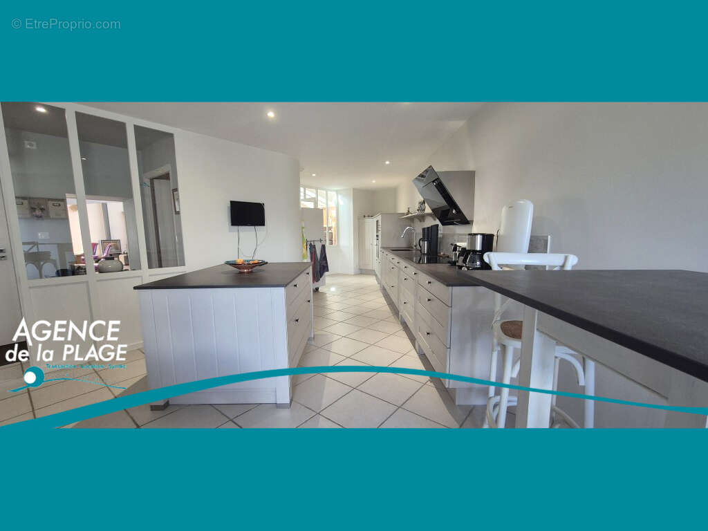 Maison à LE PERRIER