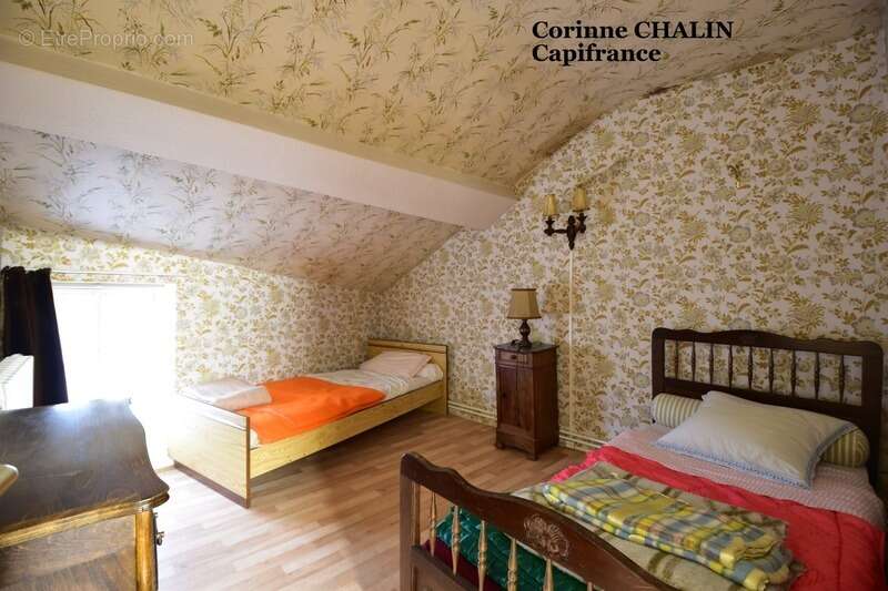 Maison à LE DONJON