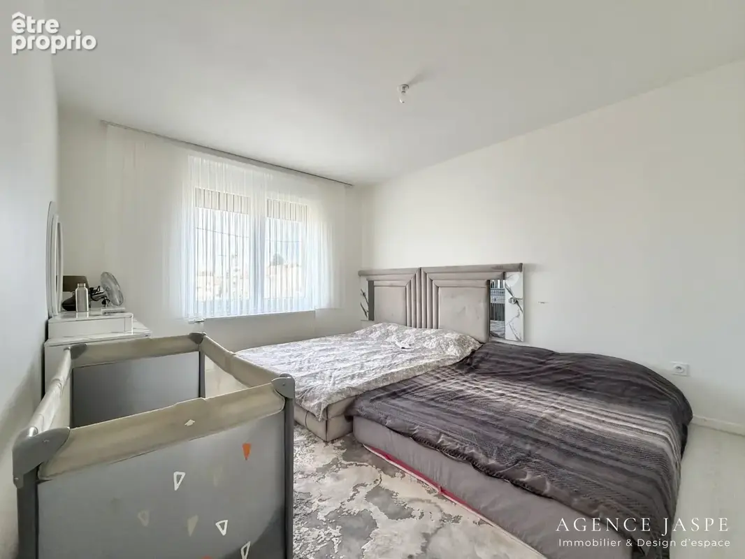 Maison 4 pièces 102 m² à vendre à Sury-Le-Comtal (42450) - photo 6