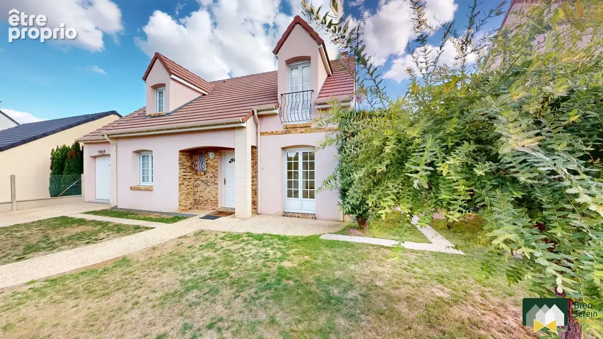 Photo Maison à Mainvilliers au prix de 315 000€