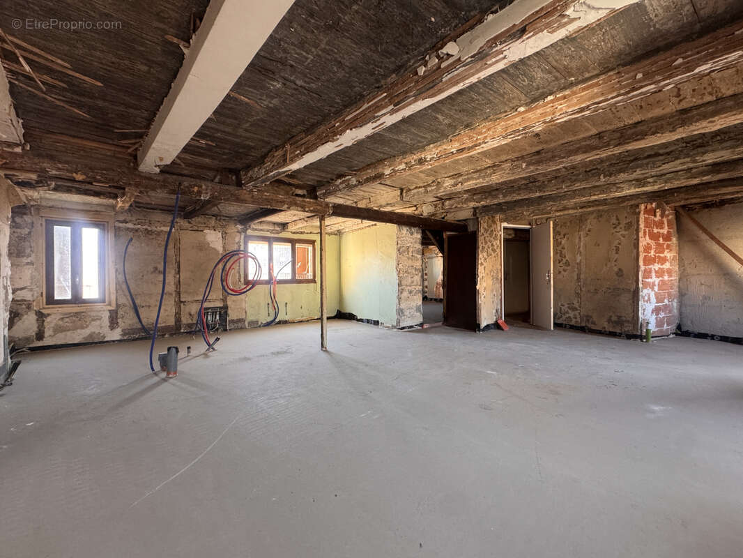 Plateau de 71 m2 - photo 6