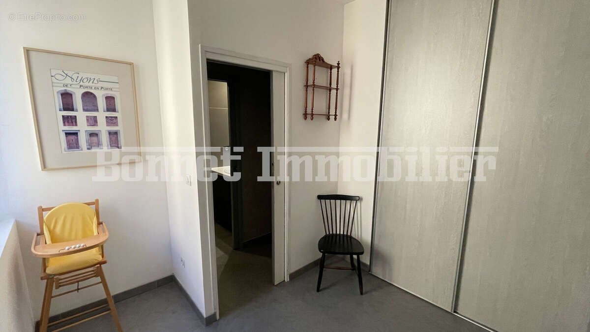 Appartement à NYONS