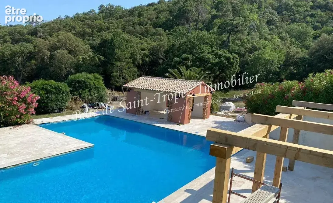 Villa avec piscine sur plus d'un hectare à 4km de la mer - photo 4