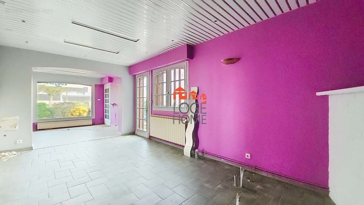 Local commercial 37 m² - Maison à NOYELLES-GODAULT
