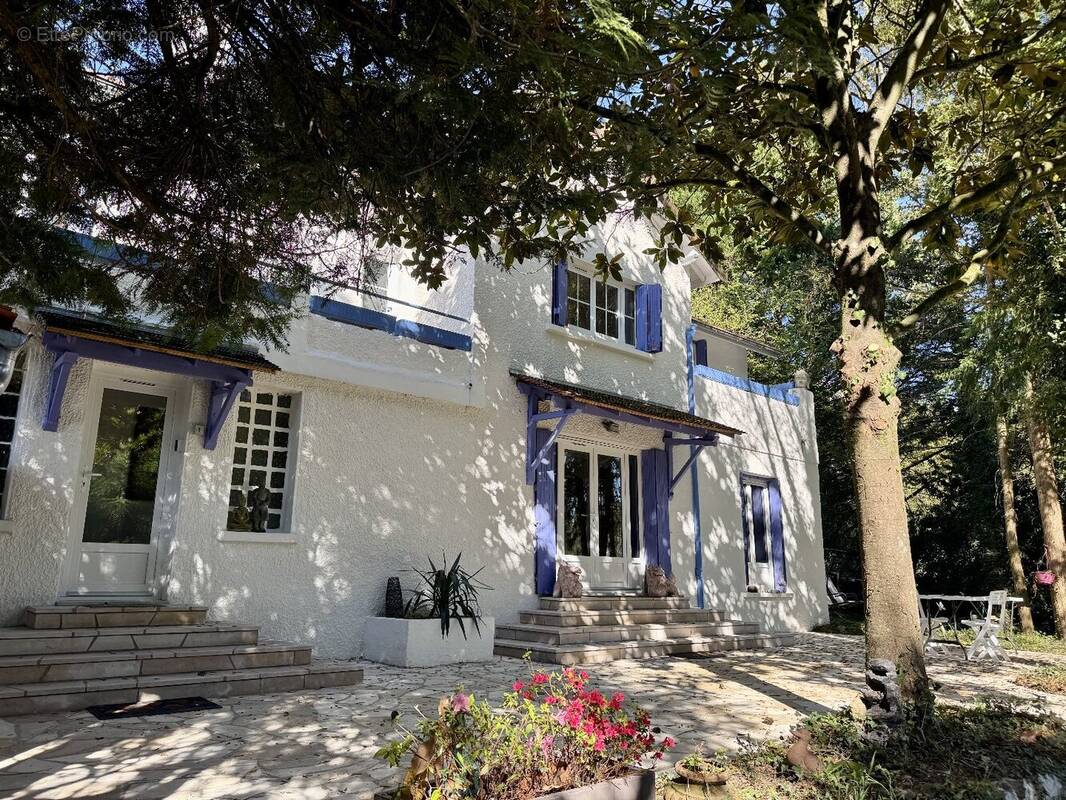 Maison à VETHEUIL