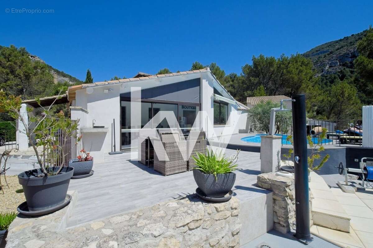 Maison à FONTAINE-DE-VAUCLUSE