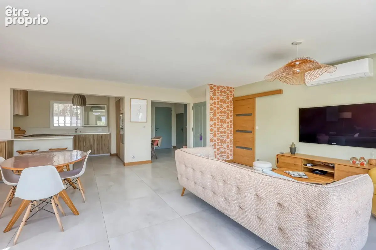 Villa avec piscine - Sanary-sur-Mer   133 m2   3 suites   Jardin   Garage - photo 2