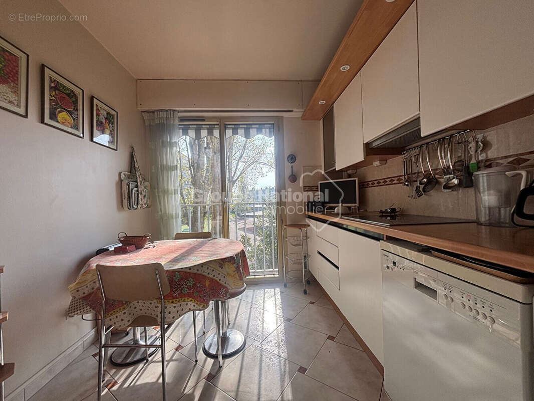 Appartement à VERSAILLES