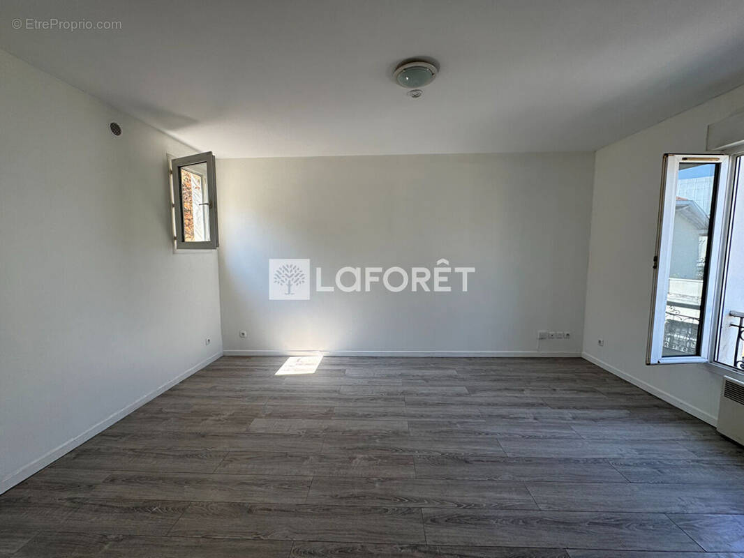 Appartement à VILLEMOMBLE