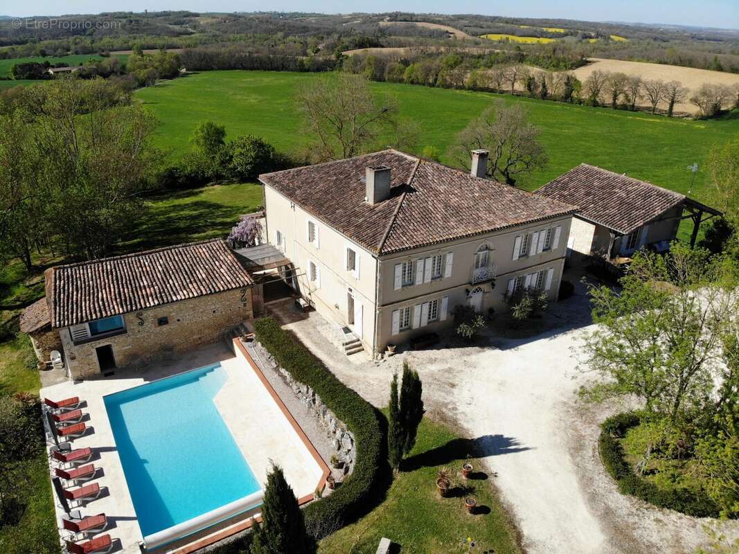 Maison à MAUVEZIN