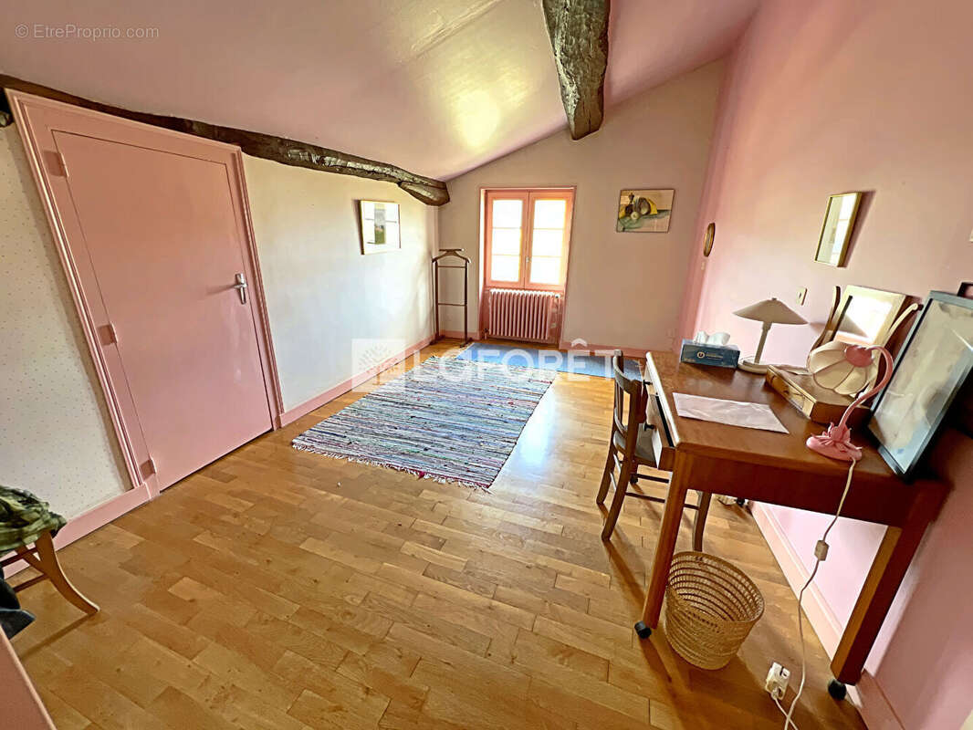 Maison Davayé 8 pièces 178 m2 - photo 12