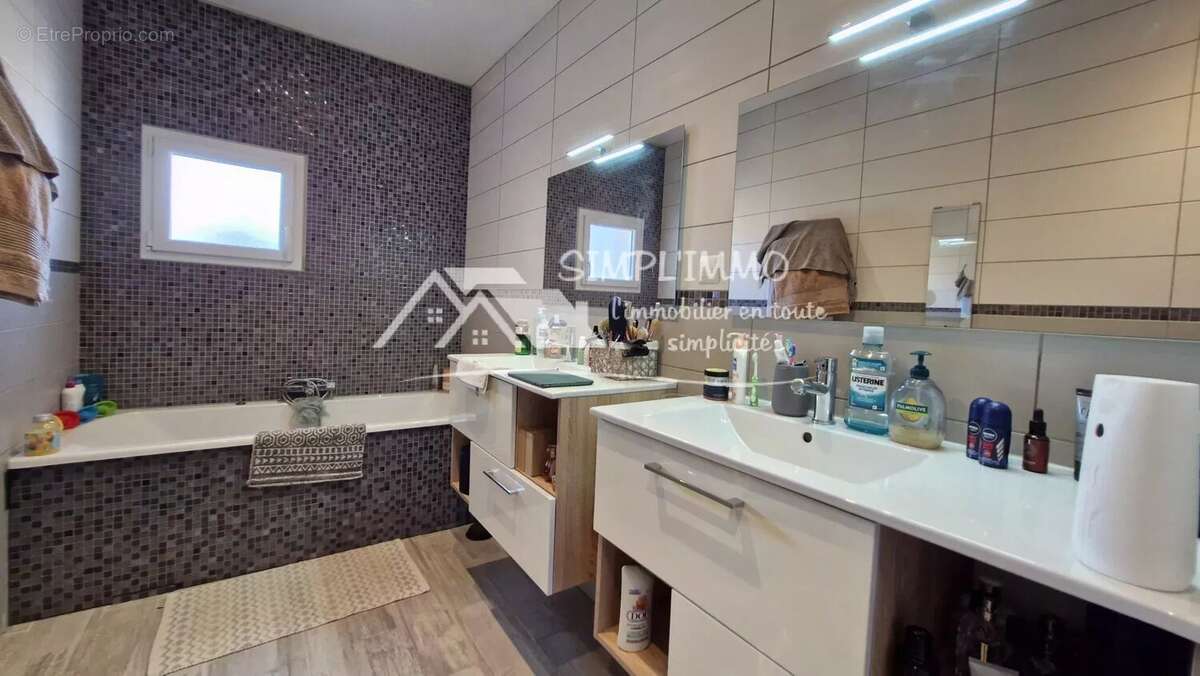 Maison à SAINT-SULPICE-D&#039;ARNOULT