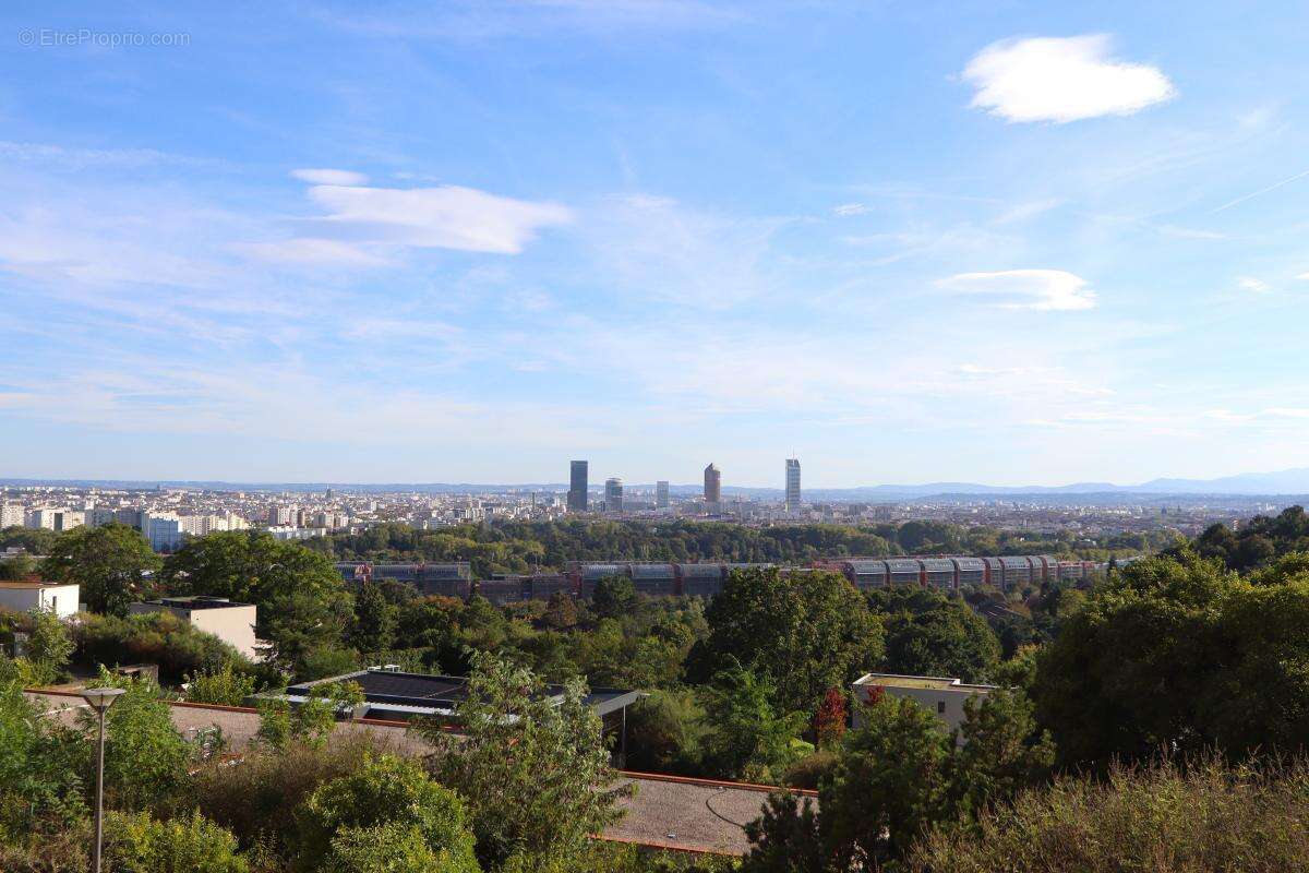 Appartement à CALUIRE-ET-CUIRE