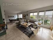 Appartement à ETIOLLES