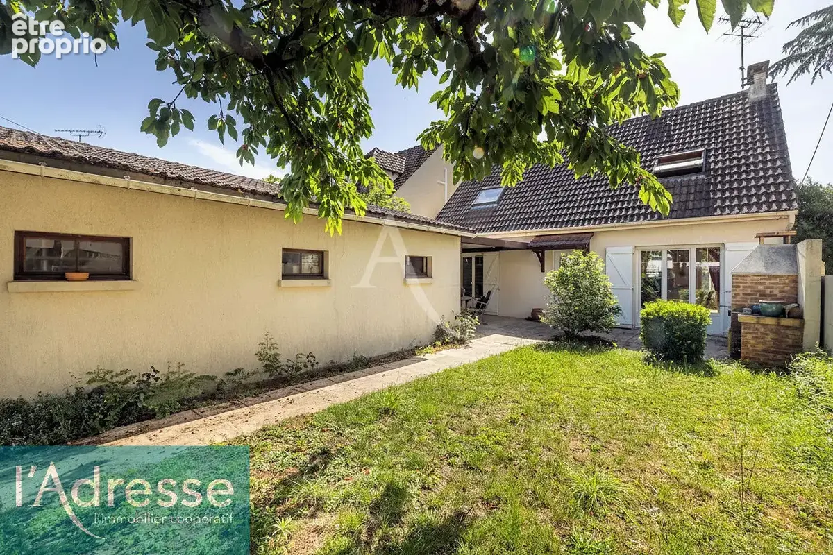 Photo Maison à Savigny-Sur-Orge au prix de 332 000€