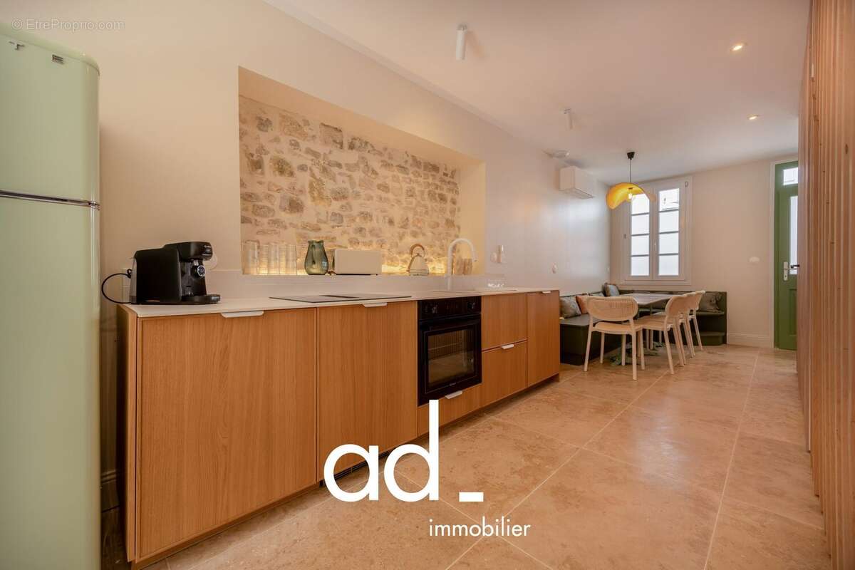 Maison 86 m² à La Rochelle  - photo 6